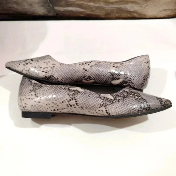Esprit Pamela Snake Print Ballet Flats Grey Gray 6M - Picture 7 of 16